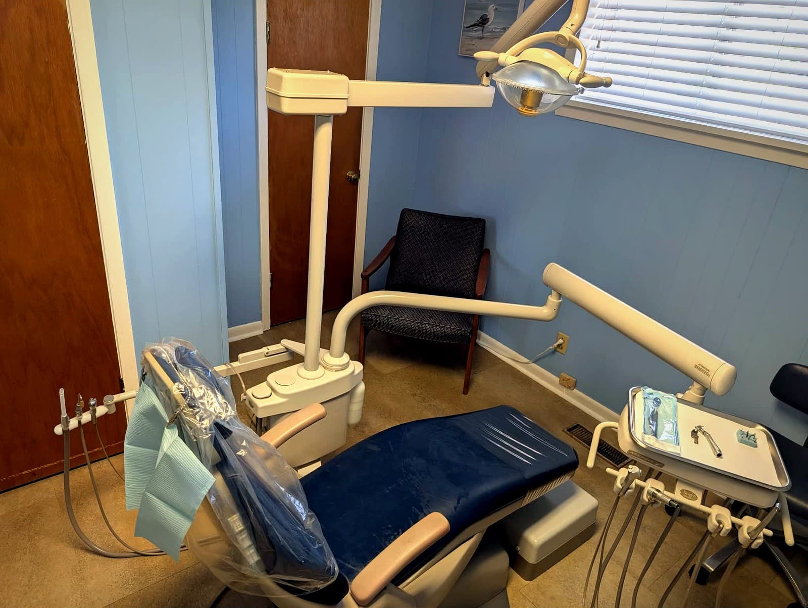 Dental operatory with modern equipment